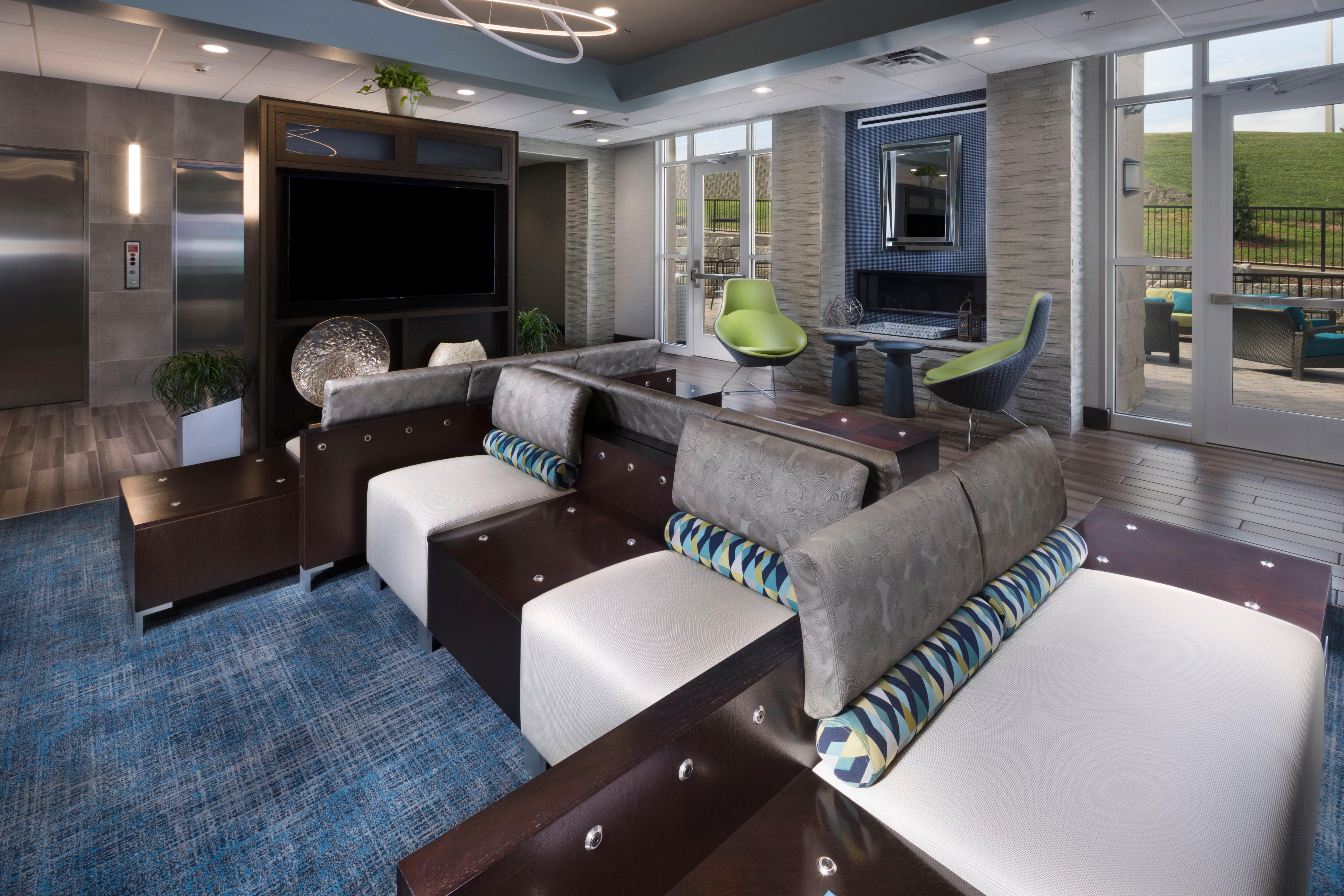 Holiday Inn & Suites Arden - Asheville Airport By Ihg Exterior foto